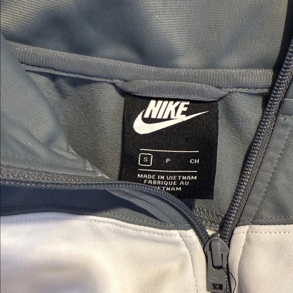 Nike Element Thermal Brown And White‎ Zip up Jacket Women's Size Small NWT